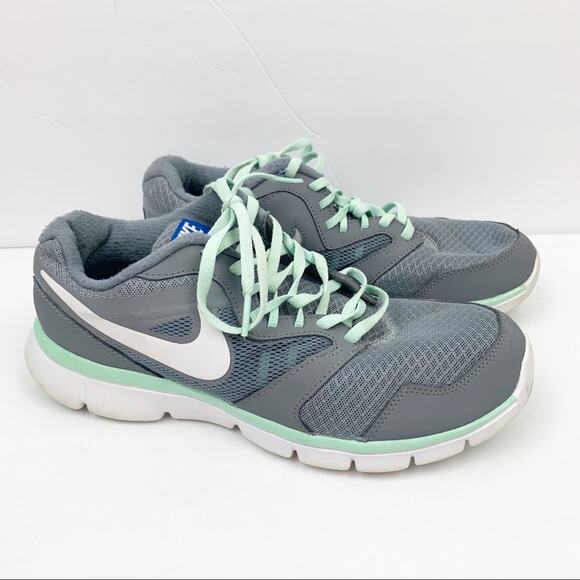 Nike Women’s Flex Experience RN3 Lace Up Sneakers - Picture 1 of 8